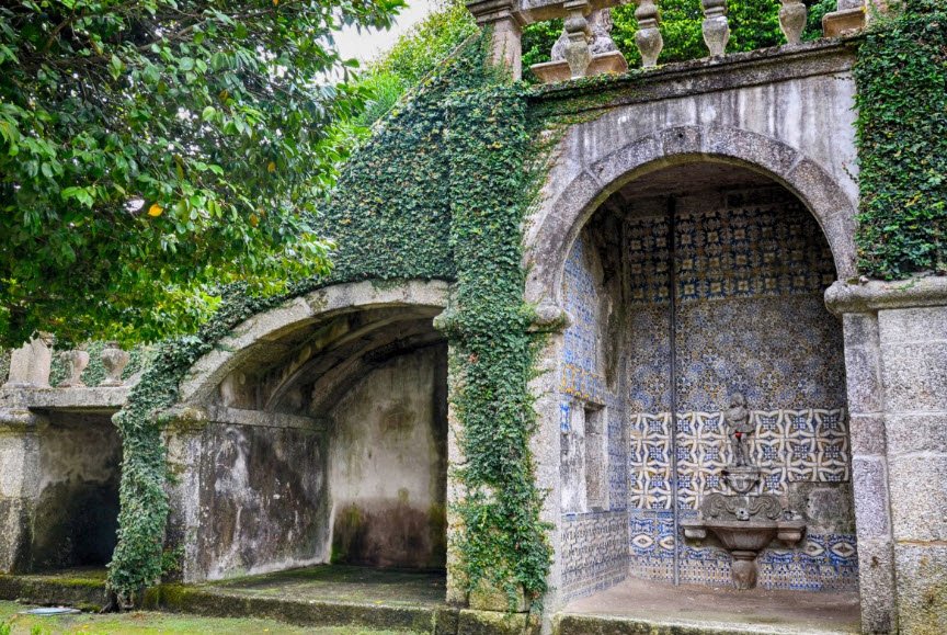 Arco do Castelo de Vila Flor, Portugal